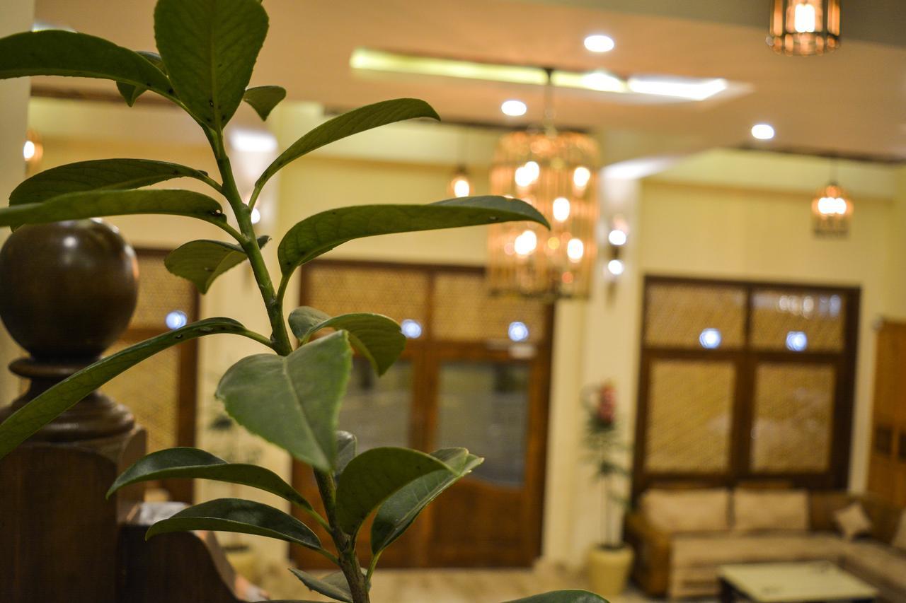 Hotel Royal Heritage Srīnagar エクステリア 写真